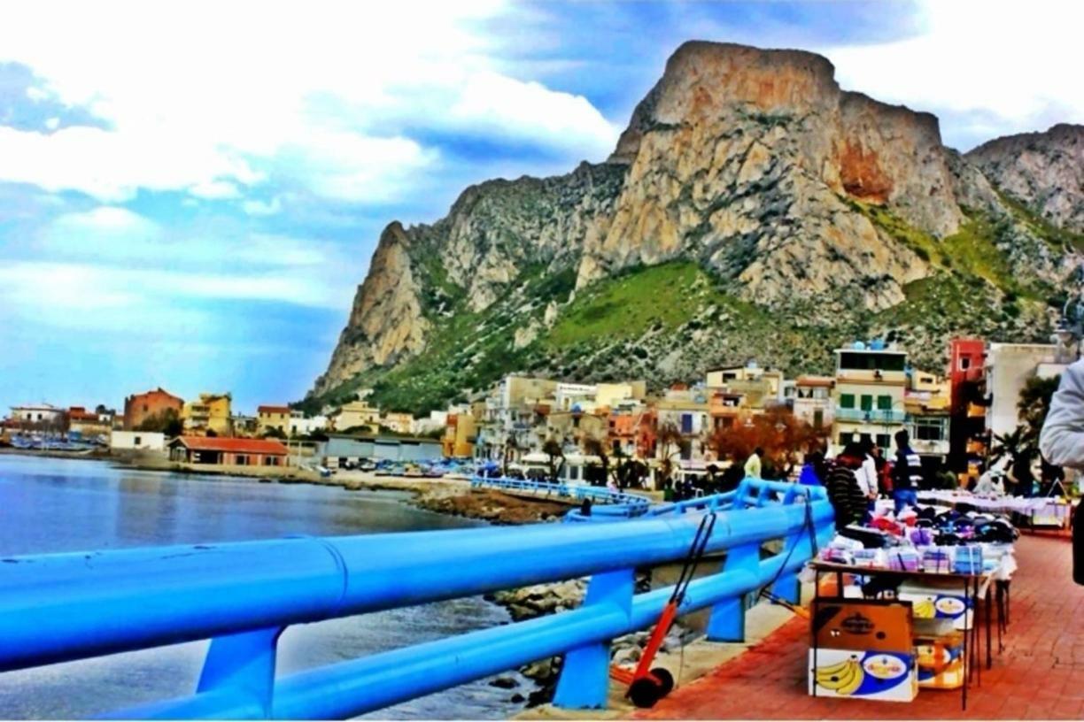 Appartamento Sferracavallo Exterior photo